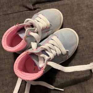 Carter's toddler shoes